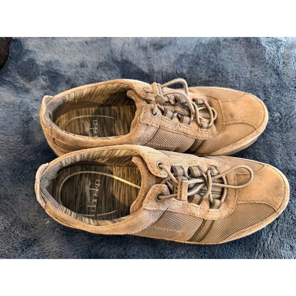 Dansko Helen Women 6.5-7 M 37 Charcoal Gray Suede Toggle Walking Shoe Sneaker